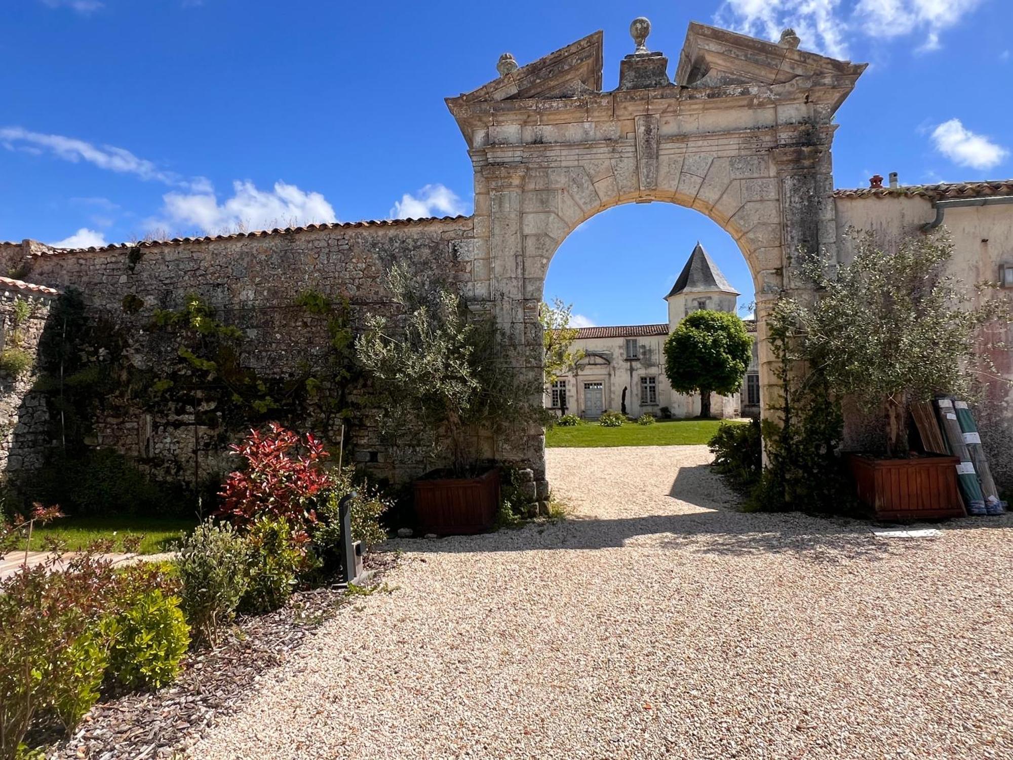 Chateau De Feusse Saint-Just-Luzac Kültér fotó